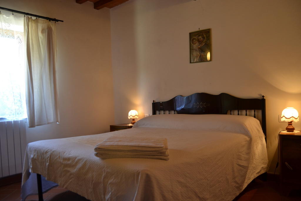 Agriturismo La Querce Риньяно-суль-Арно Номер фото